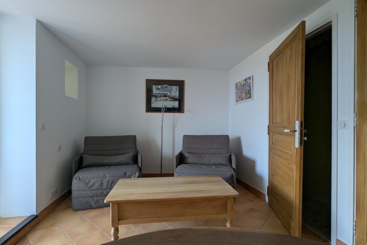 CHAMBRE-VENTOUX-LeClosDuBuis-00005